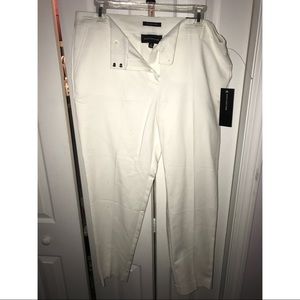 Jones New York - White Capri Dress Pants - Size 10